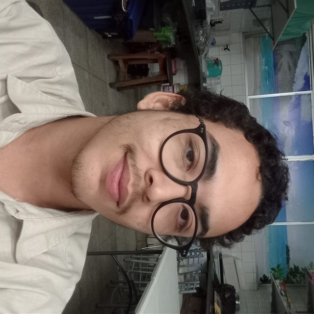 Gustavo Neves Meneses Gomes